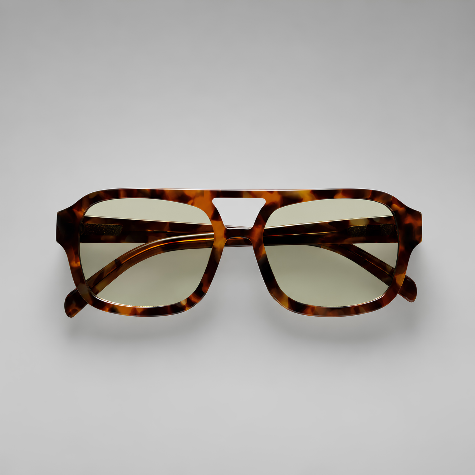 LUCE | Mint