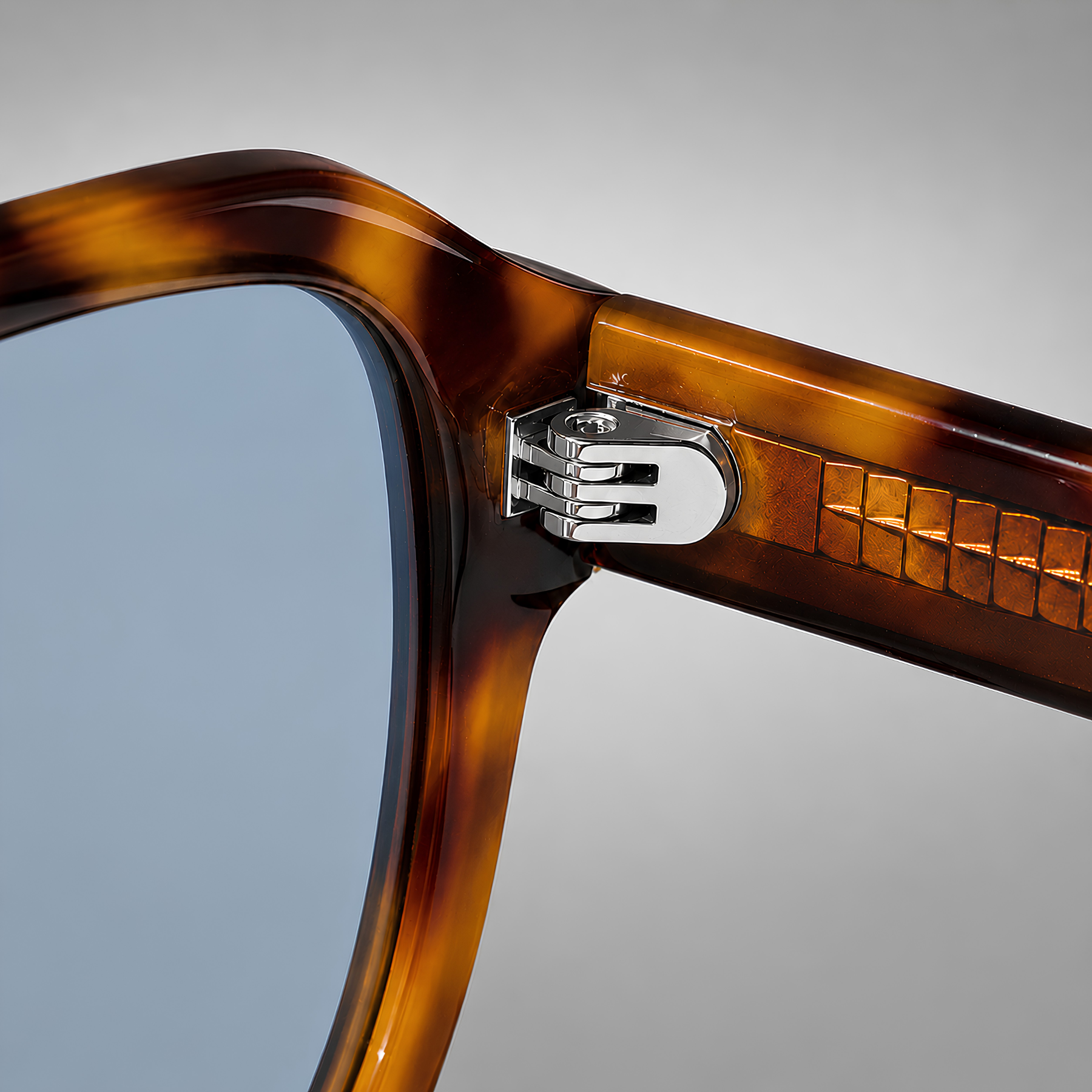 LUCE | Aqua